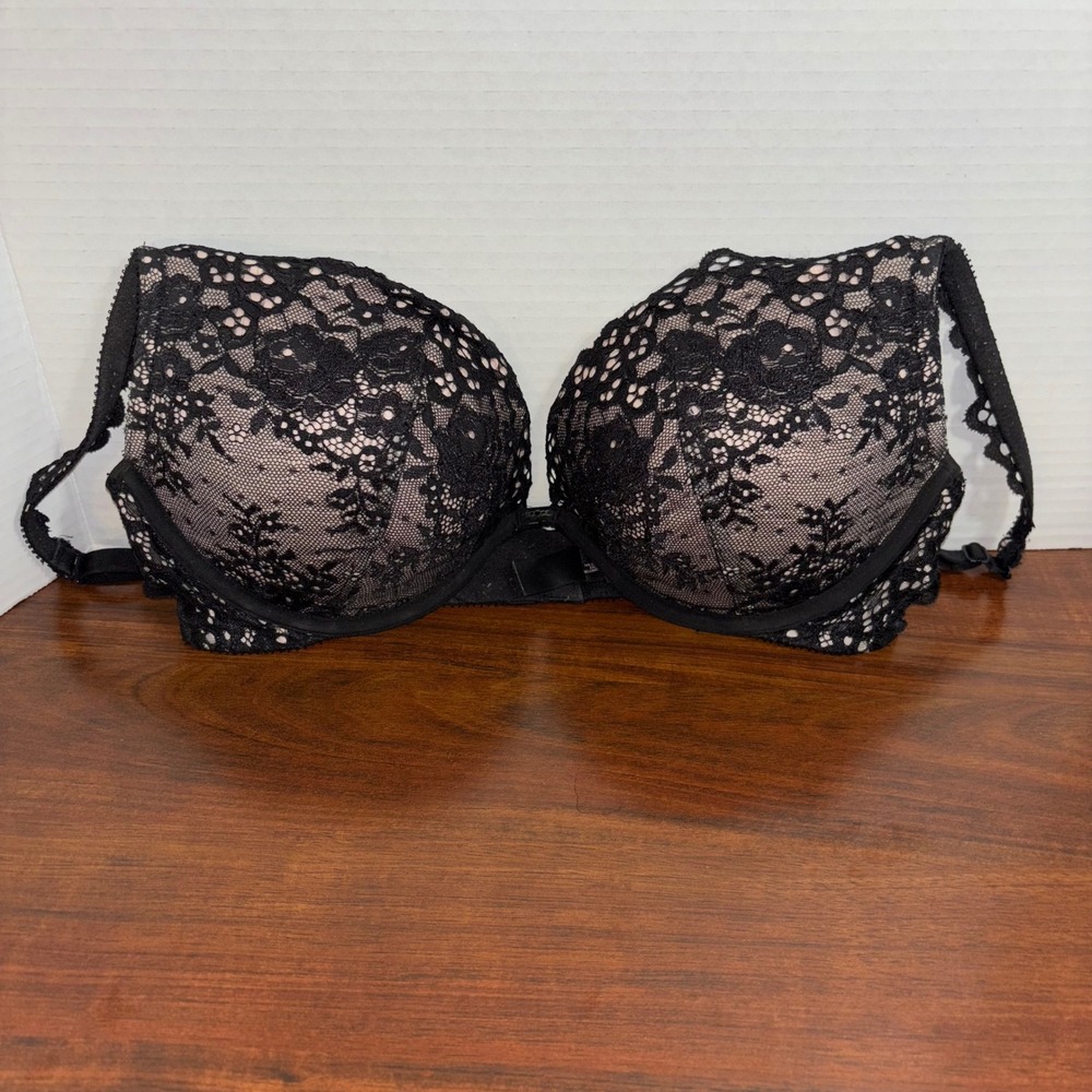 Victoria's Secret | Push Up Plunge Bra | 34D |‎ Black Floral Lace Sexy Lingerie